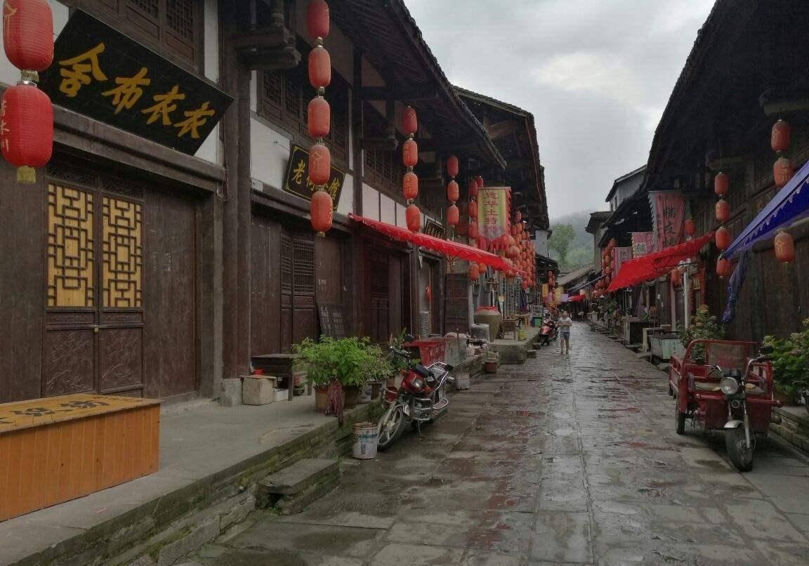 毕业后才发现,在省内上大学和去省外上大学,区别不止一星半点!